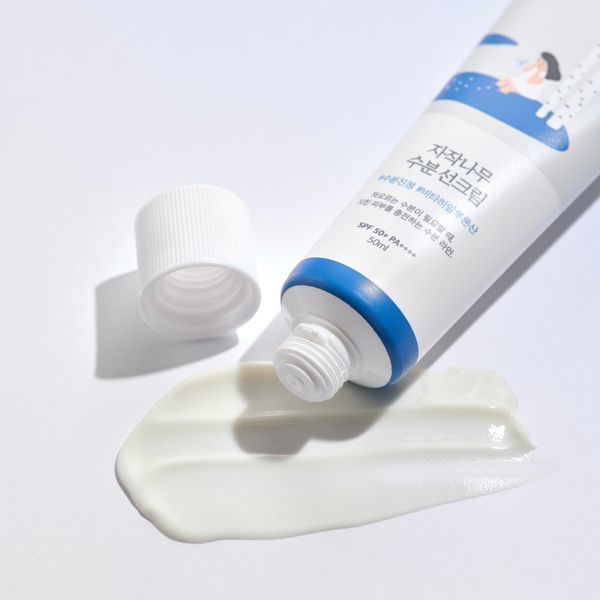 Сонцезахисний крем з березовим соком ROUND LAB Birch Juice Moisturizing Sunscreen 50 ml RN001 фото